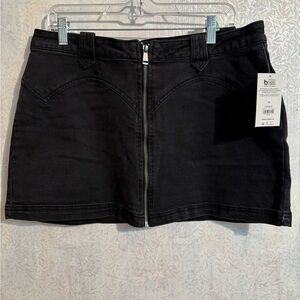 No Boundaries Black Denim Mini Skirt with Front Zipper, Cotton Blend, Sz 15